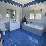 Caldi Sea View House 克里皮吉