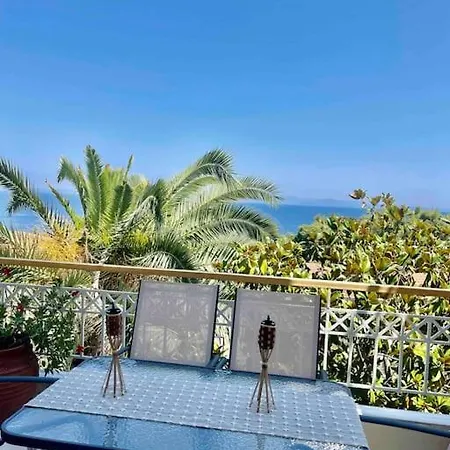 Prázdninový dům Caldi Sea View House *